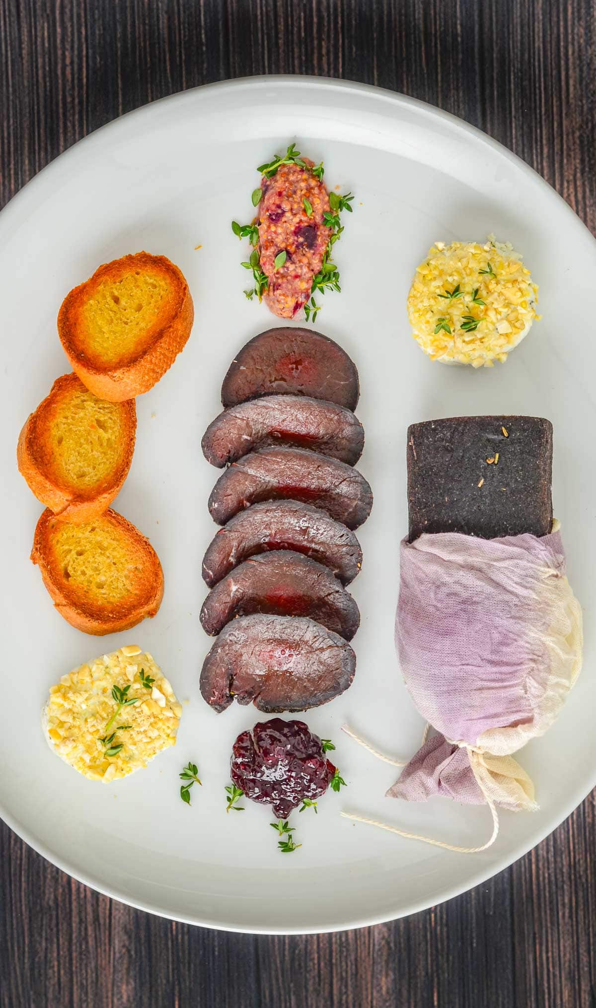 ROMANIAN RED WINE DRIED VENISON LOIN