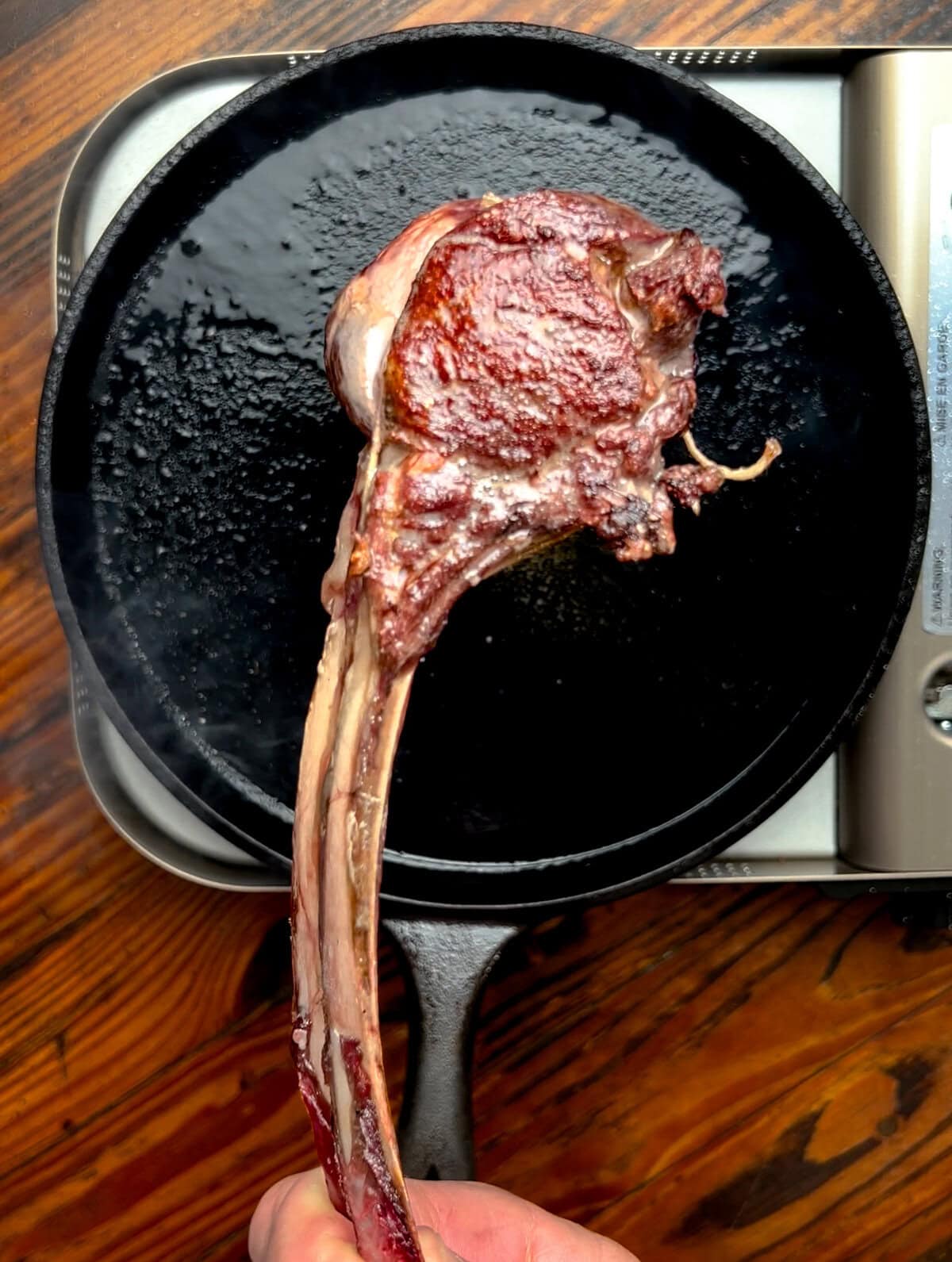 Venison chops cooked on cast iron